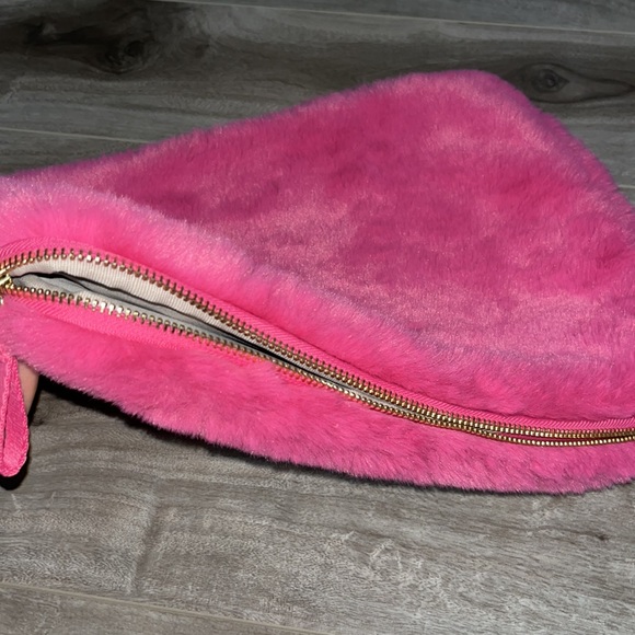 Macbook 13 inch Case - Picture 3 of 3